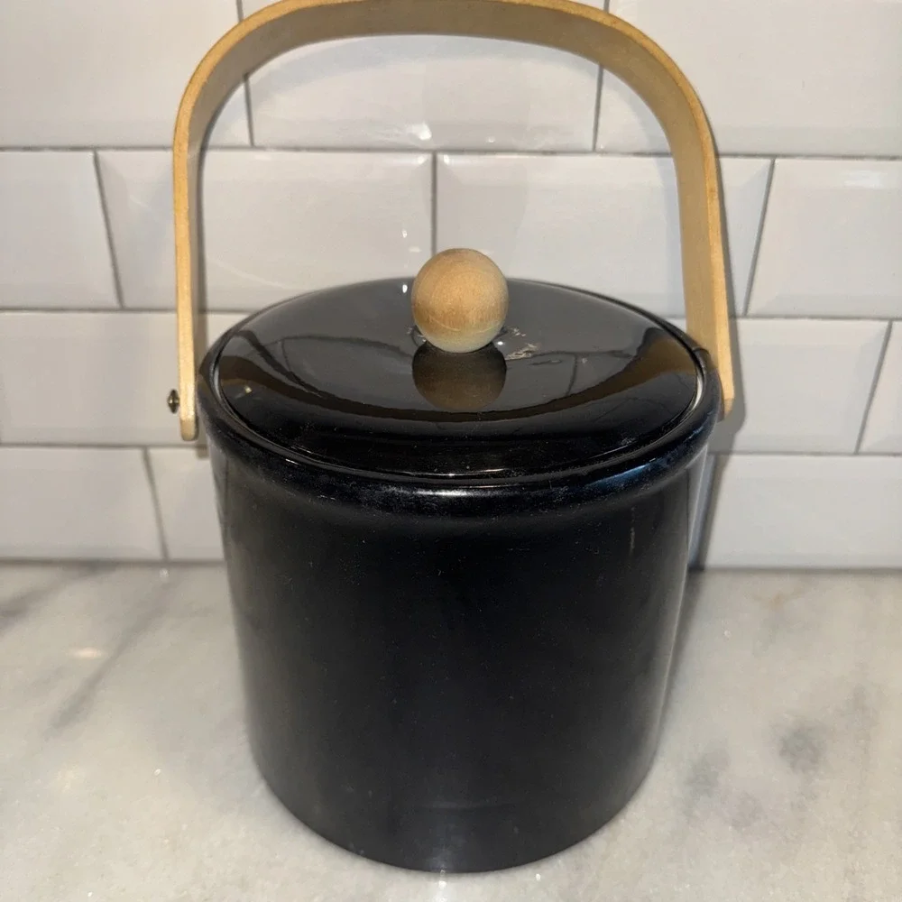 Mid Century George's Briard Vinyl Black Ice Bucket‎ USAOLA002